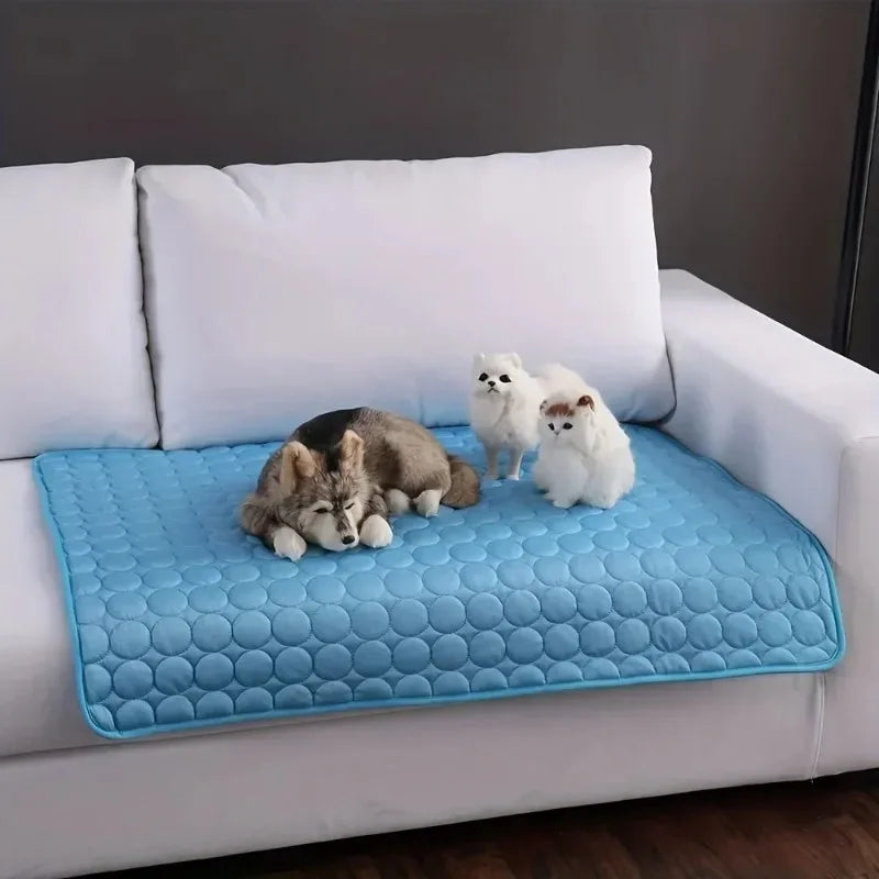 New Pet cooling pad Summer Cat and dog sofa Pad Soft Ice Silk Cold Feel Nest pad Summer dog cooling pad Dog bed